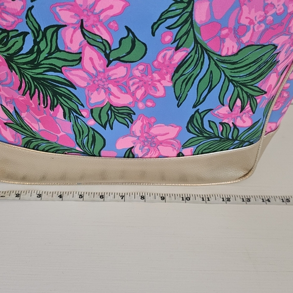 Lilly Pulitzer Tote - Picture 8 of 9